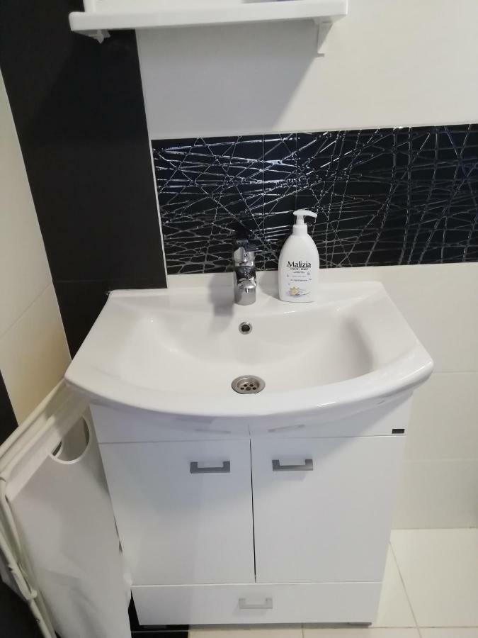 Apartman Marinkovic Dobra Voda Esterno foto